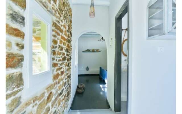 Amazing 1-Bedroom House in Tinos