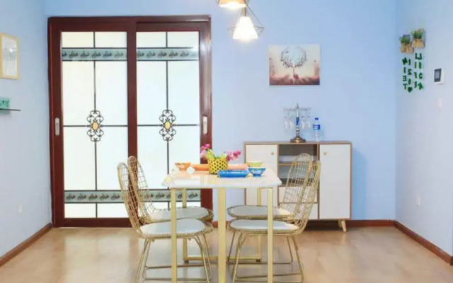 Xinhe Apartment