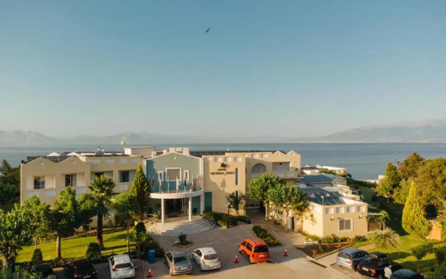 Niforeika Beach