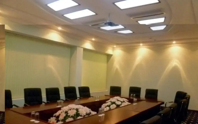 Hamkor Business Center