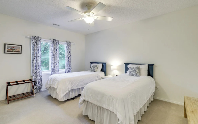 The Bella Vista Lakeside Treehouse: Dock & Kayaks!