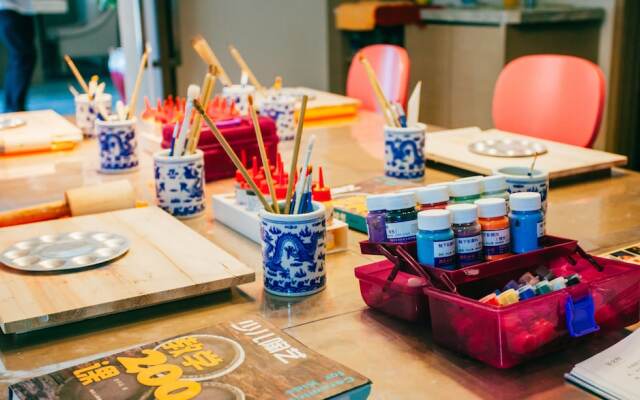 Bright QiandaoLake Resort