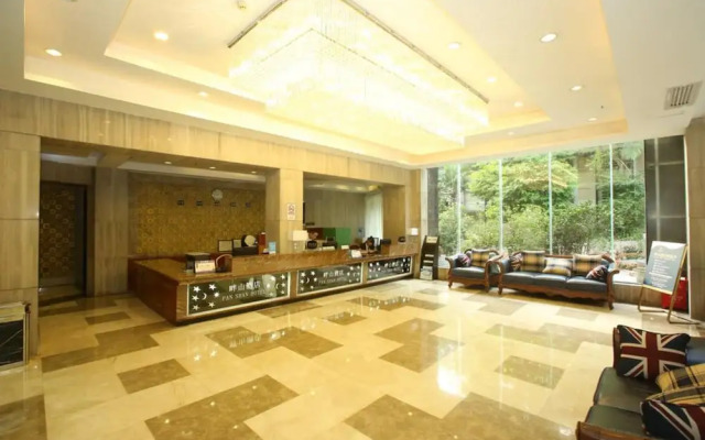 Grand Villa Hotel