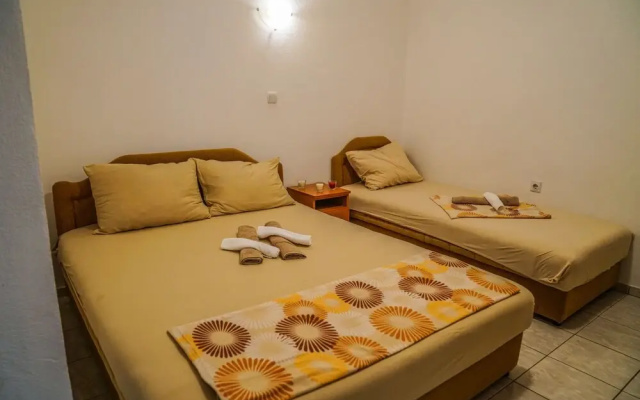 Anel Apartments