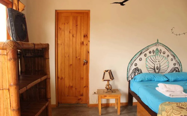 Palosanto Backpackers