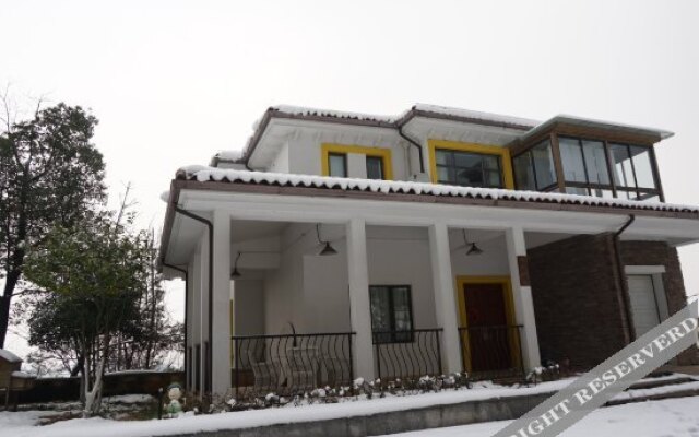 Tonglu Yi Ran Ju Inn