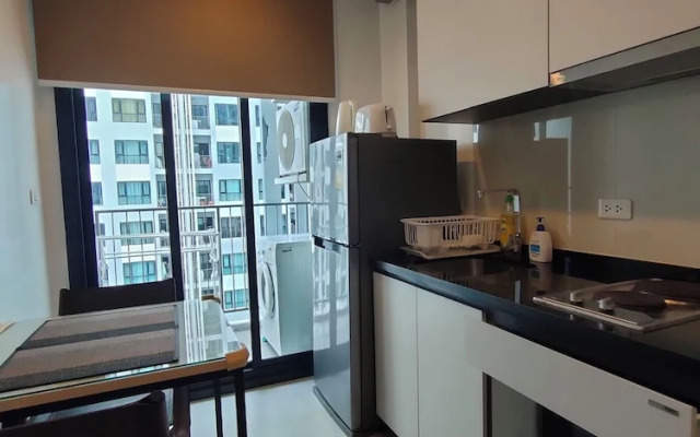 The Base Central Pattaya - 1 bdr Condo With Pool