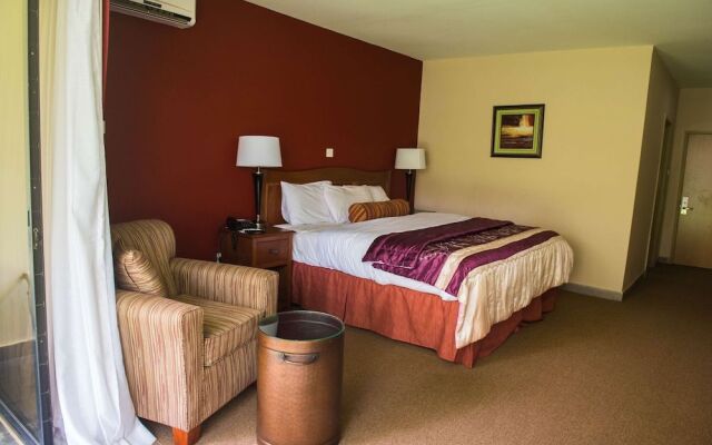Golden Tulip Essential Kimbima Freetown
