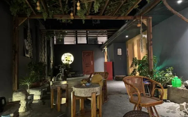 Super 8 Preferred Hotel (Beijing South Station Qianmen Friendship Hospital)