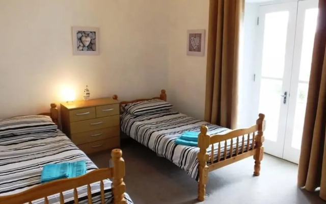Victoria Street 37, Flat 3