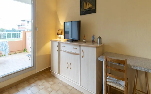 Relaxing Gateway Apartment in Agde
