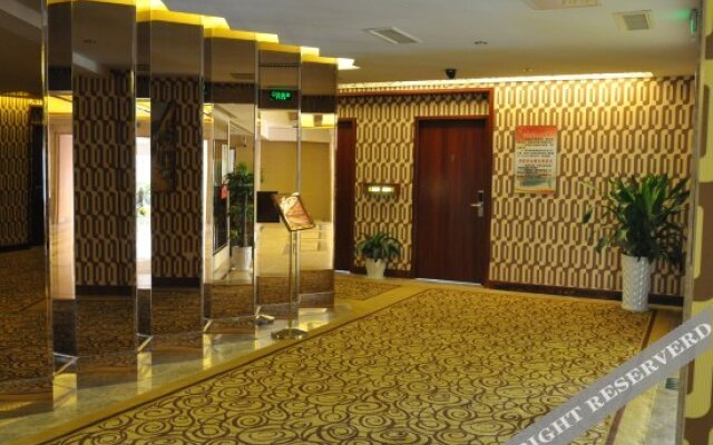 Xiaodongmen Holiday Business Hotel