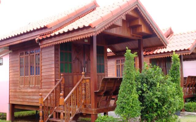 Banmai Hom Resort