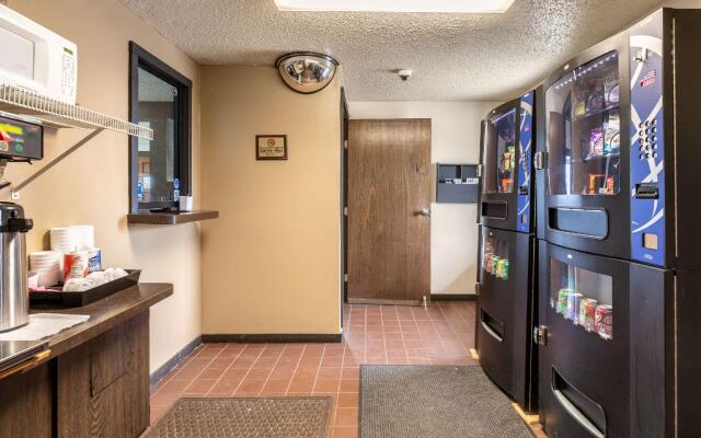 Value Inn Kenosha I-94 - Exit 344