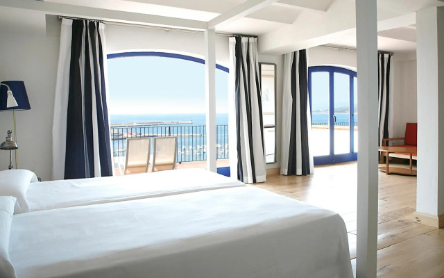 Hotel Trias