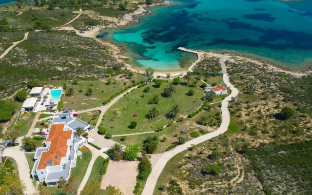 Tiamo Secrets Leading Villas White House