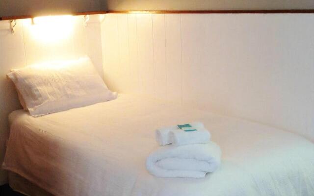 Stansbury Holiday Motel