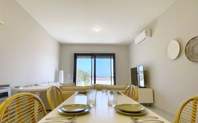 Xuru Stays I Genial 2 BDR w / Pool Access @ Cyan El Gouna