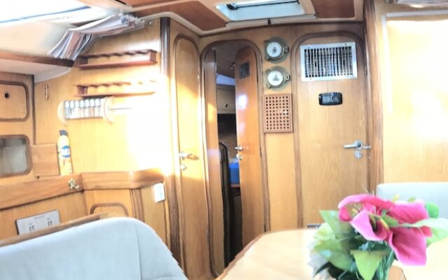 Bed & Boat Pinta 6