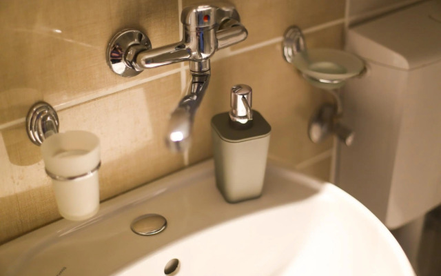 Studio Apartman Ld U Strogom Centru