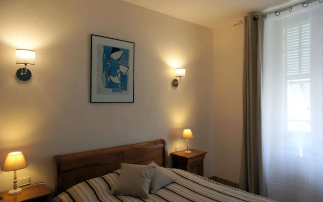 Apartment - Old Nice - Garibaldi Bonaparte - 3 BDR - 2 bath - AC - Balcony