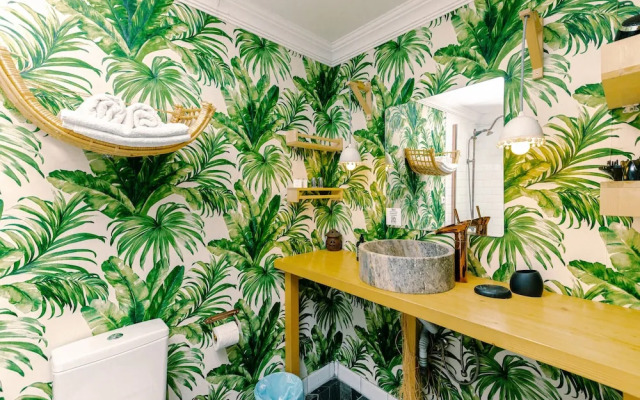 Mona Glamping Caravan Suites