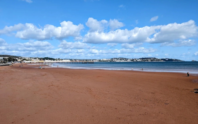 English Riviera Coastal Holiday Home in Devon UK