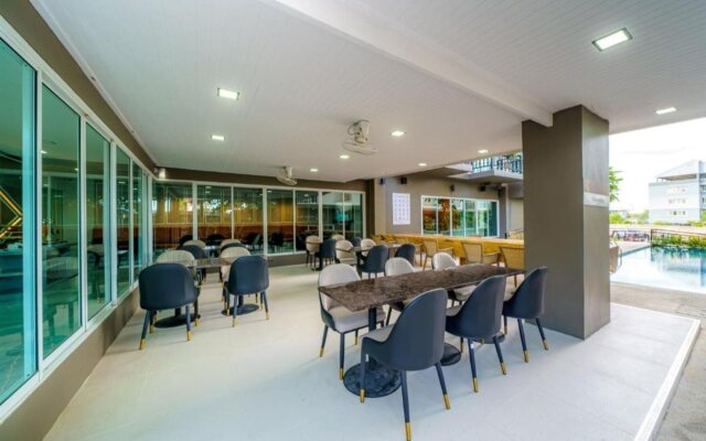Lhc Hotel And Resort