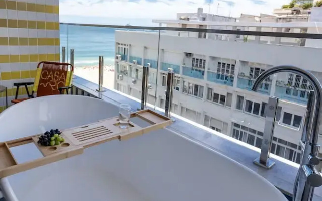Sea View and Balcony With Bathtub Q4