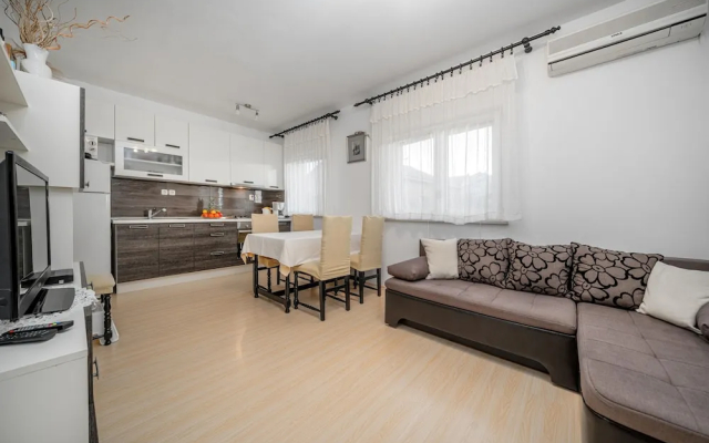 Adria Sun Apartments & More