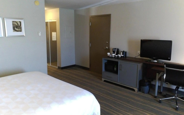 Holiday Inn & Suites Albuquerque-North I-25 by IHG