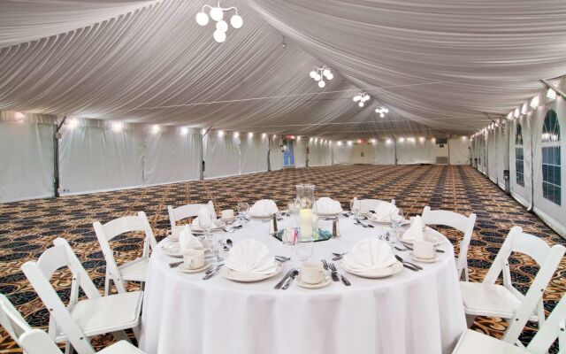 Hilton Suites Atlanta Perimeter