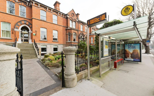 Roxford Lodge Hotel