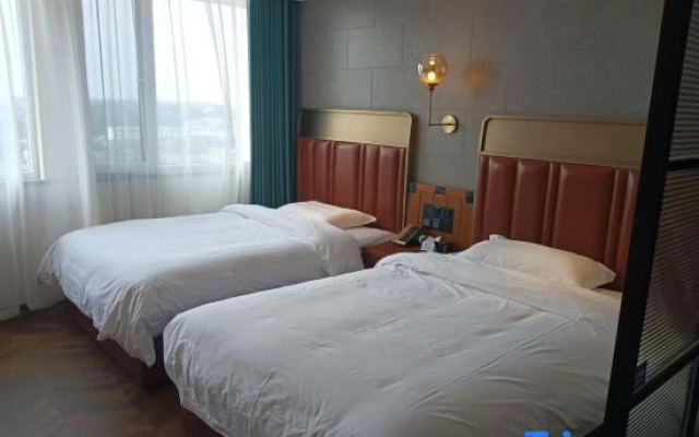 Gemei  Hotel(Yuncheng  Transportation Hub Station Store)