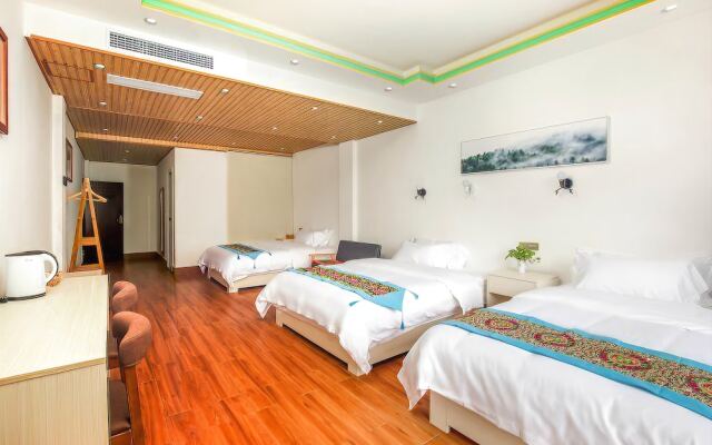 Floral Hotel Longsheng No.1 Cloud