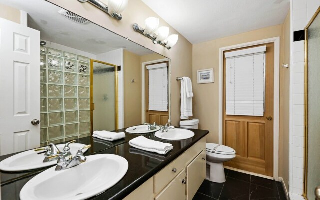 Newport Beach Bungalow