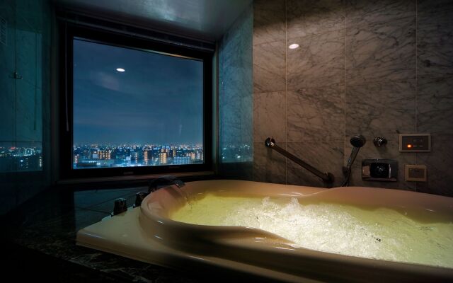 Royal Pines Hotel Urawa