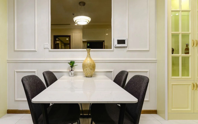 Royal Apartment