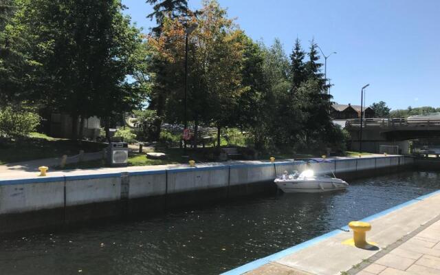 Muskoka Lakes Hotel and Resorts