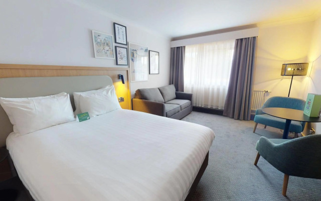 Holiday Inn Cambridge by IHG
