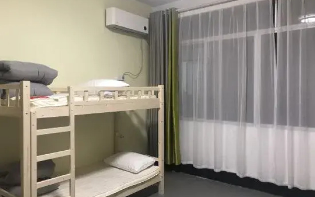 Hechi Qiqi Youth Hostel