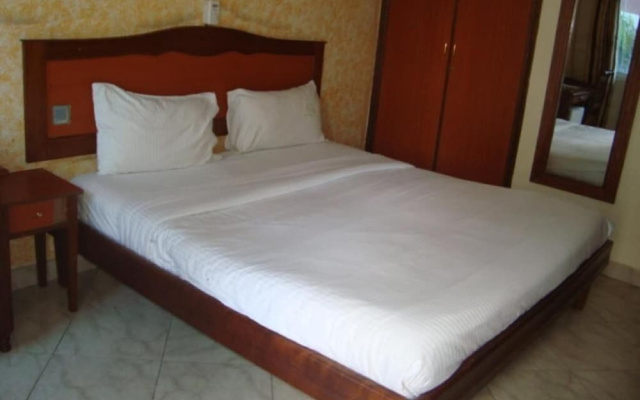 Suhufi Palace Hotel