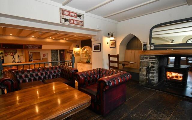 Tudor Lodge