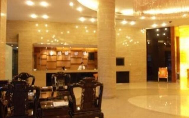 御峰酒店(广州花都大润发店)