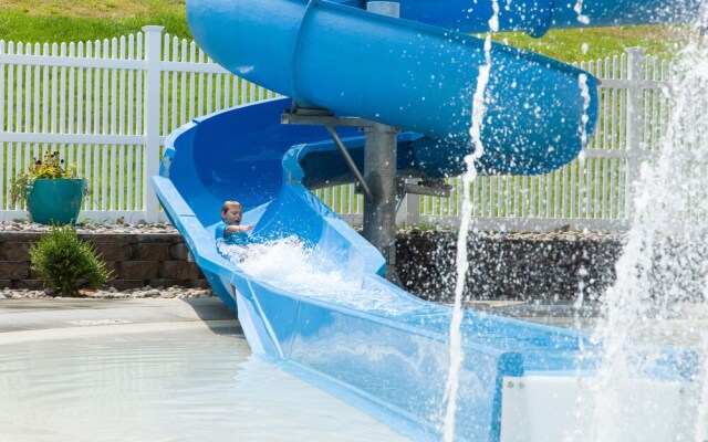 Jellystone Park™ at Birchwood Acres