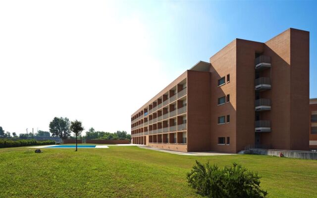 Inn Naples Airport