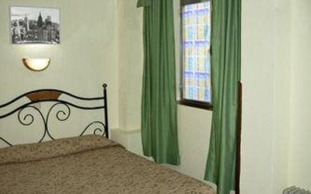 Hostal Los Arces