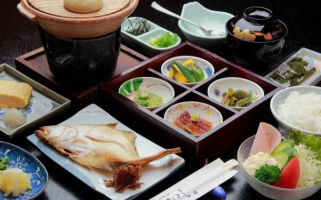 Shirosaki Onsen Umashi Kakureya Yuyado Yamayoshi