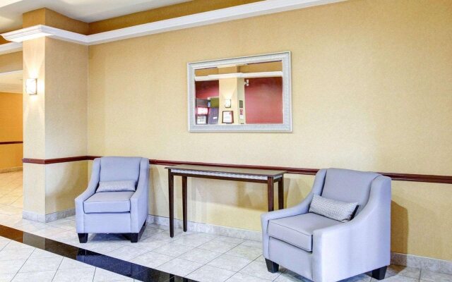 Comfort Suites Texas Ave.