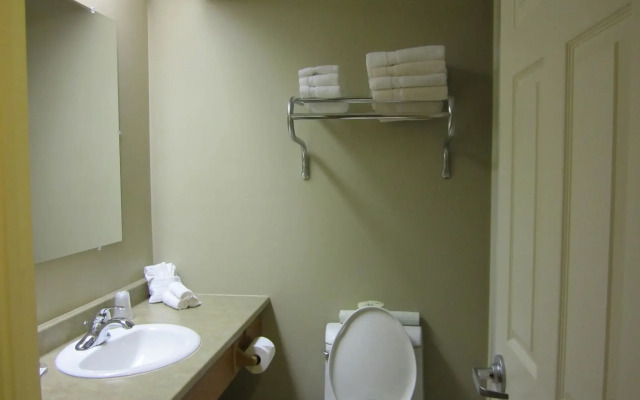Auberge Bouctouche Inn & Suites